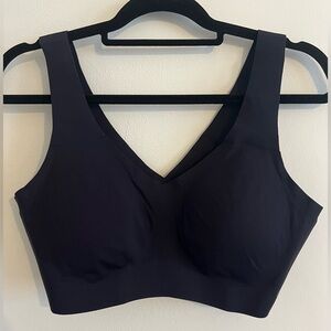 NWOT Honeylove Black V-Neck Wireless Liftwear Bra Size 1X in excellent condition